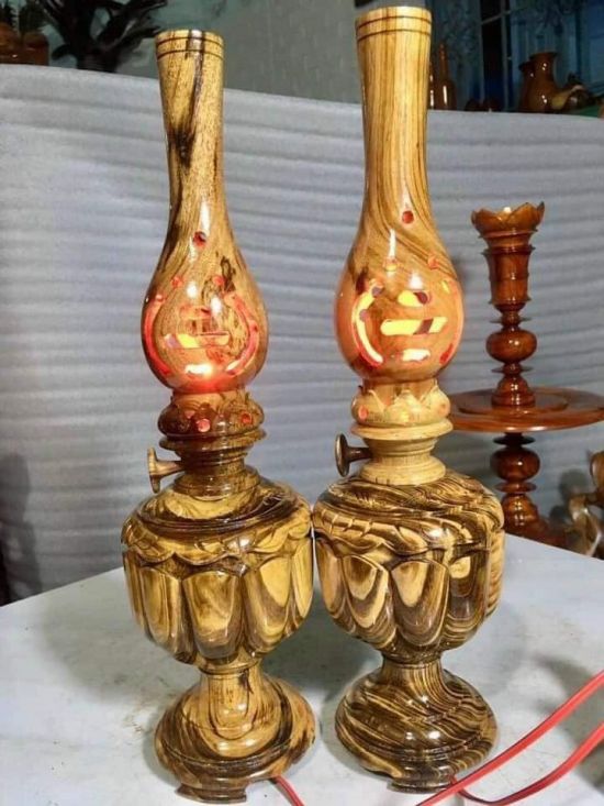Giá đèn thờ gỗ gụ , giá đèn thờ gỗ  cao cấp